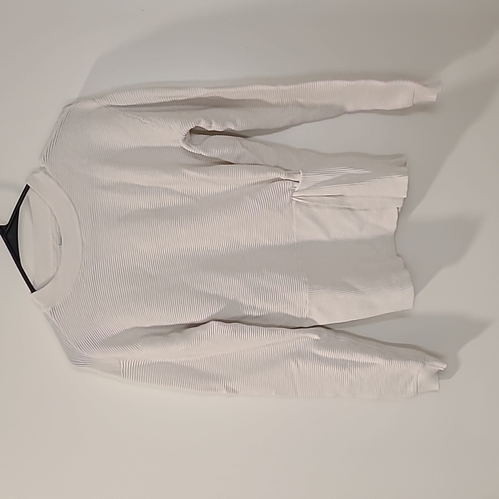 Nine west white sweater